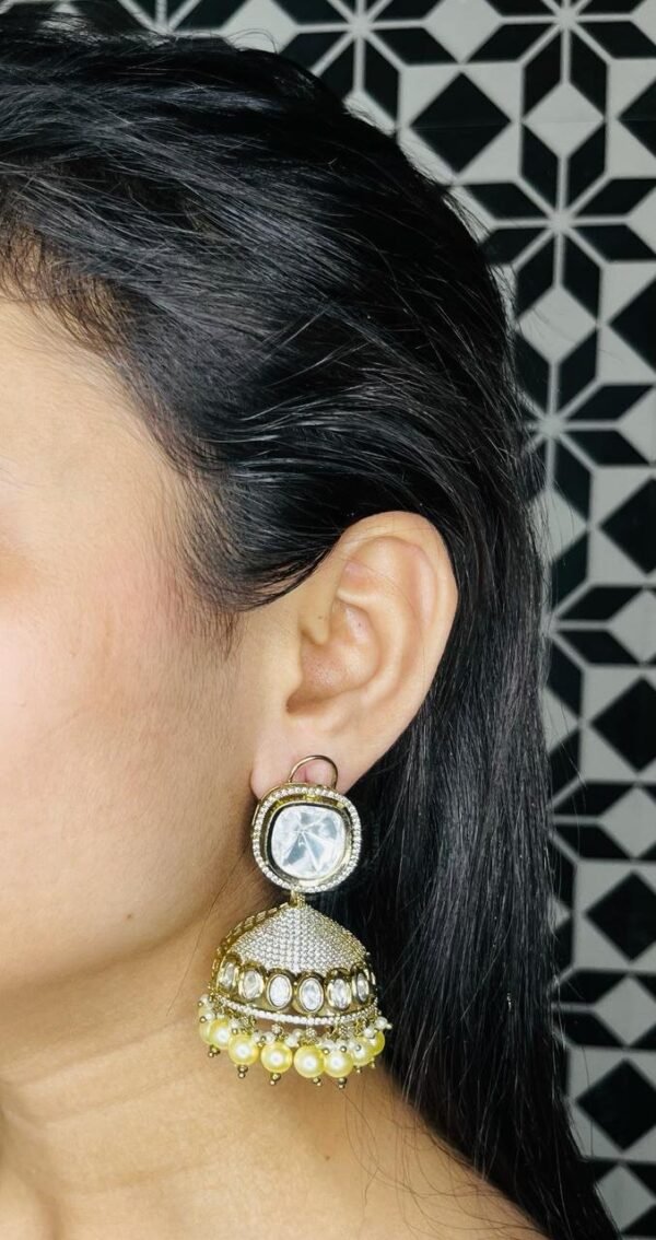 Kundan Jhumka