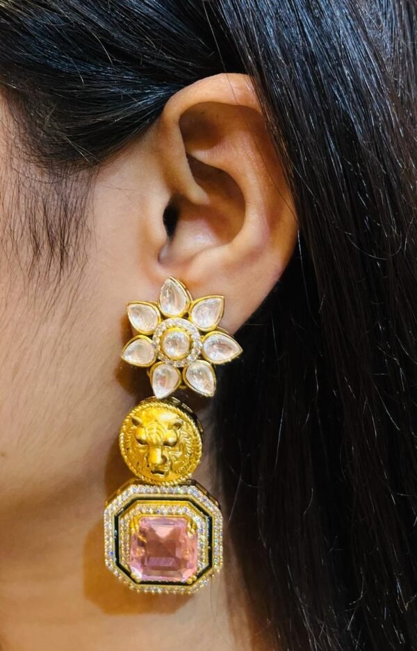 Sabhya Inspired Earring