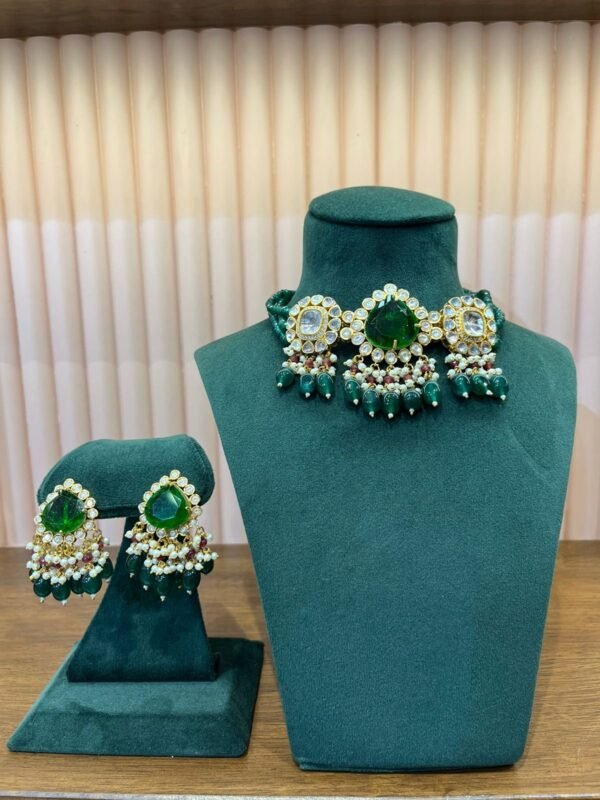 Uncut Kundan Choker 3922