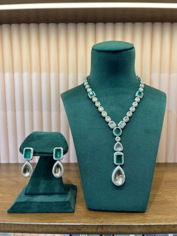 Uncut Kundan Necklace 1039.