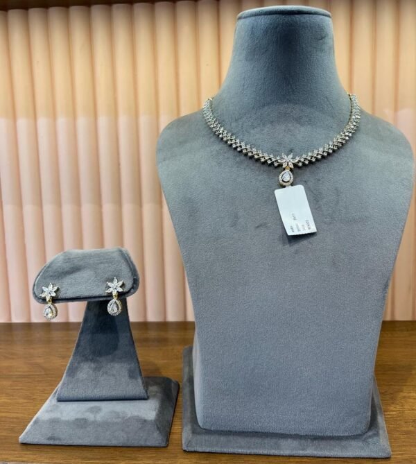 Ad Necklace 4277 - Image 3