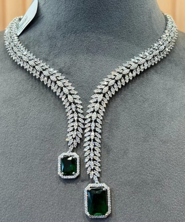 Ad Necklace 4281